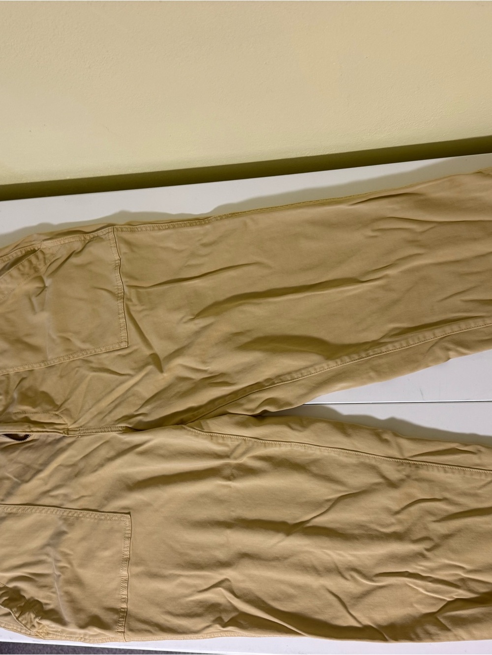 Liverpool Cropped Ankle Pants in Butter Yellow